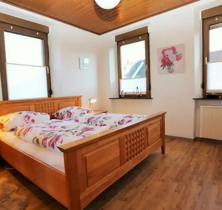 Appartement Anna Ferienwohnung Am Eifelsteig Neroth